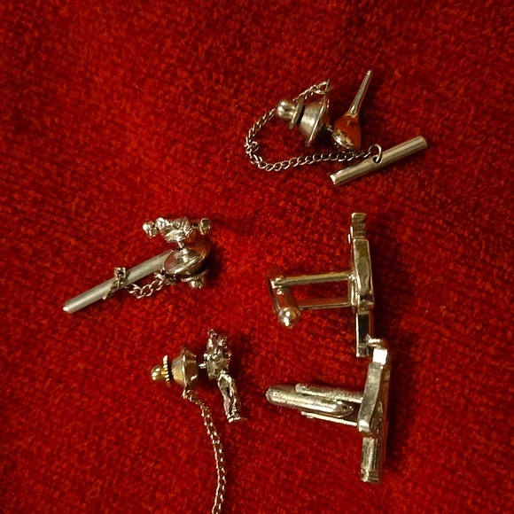 Golfer Cufflinks & Tie Tacks - Picture 5 of 5